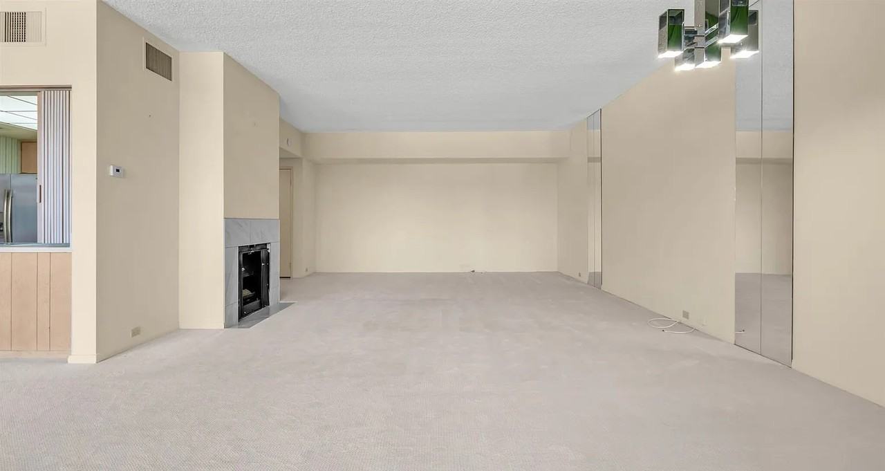 899 Island Dr #104 - Photo 4 of 19