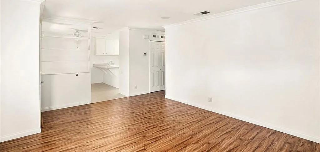 3058 Via Serena S #C - Photo 3 of 14