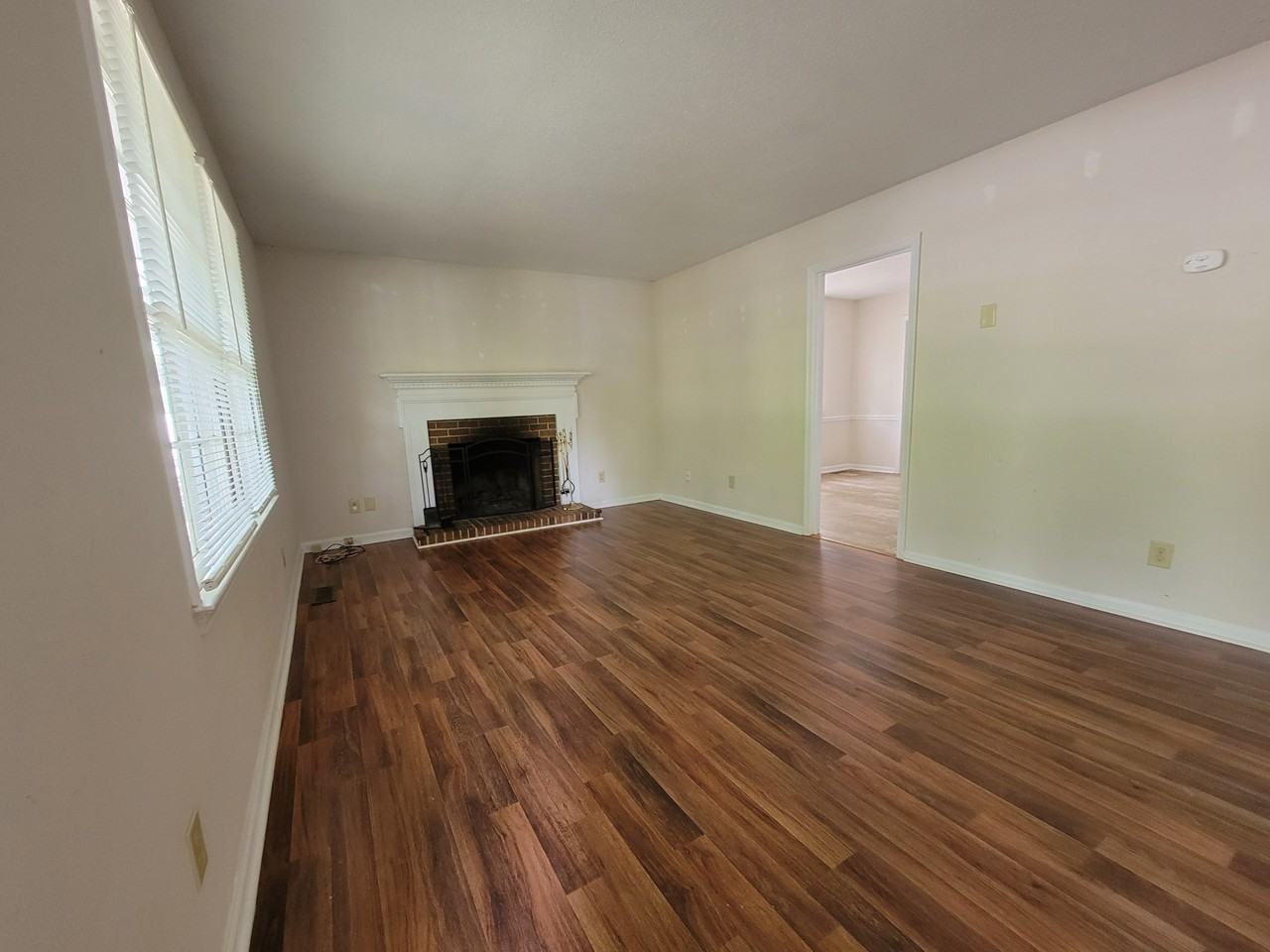 809 Plentywood Ct - Photo 2 of 13