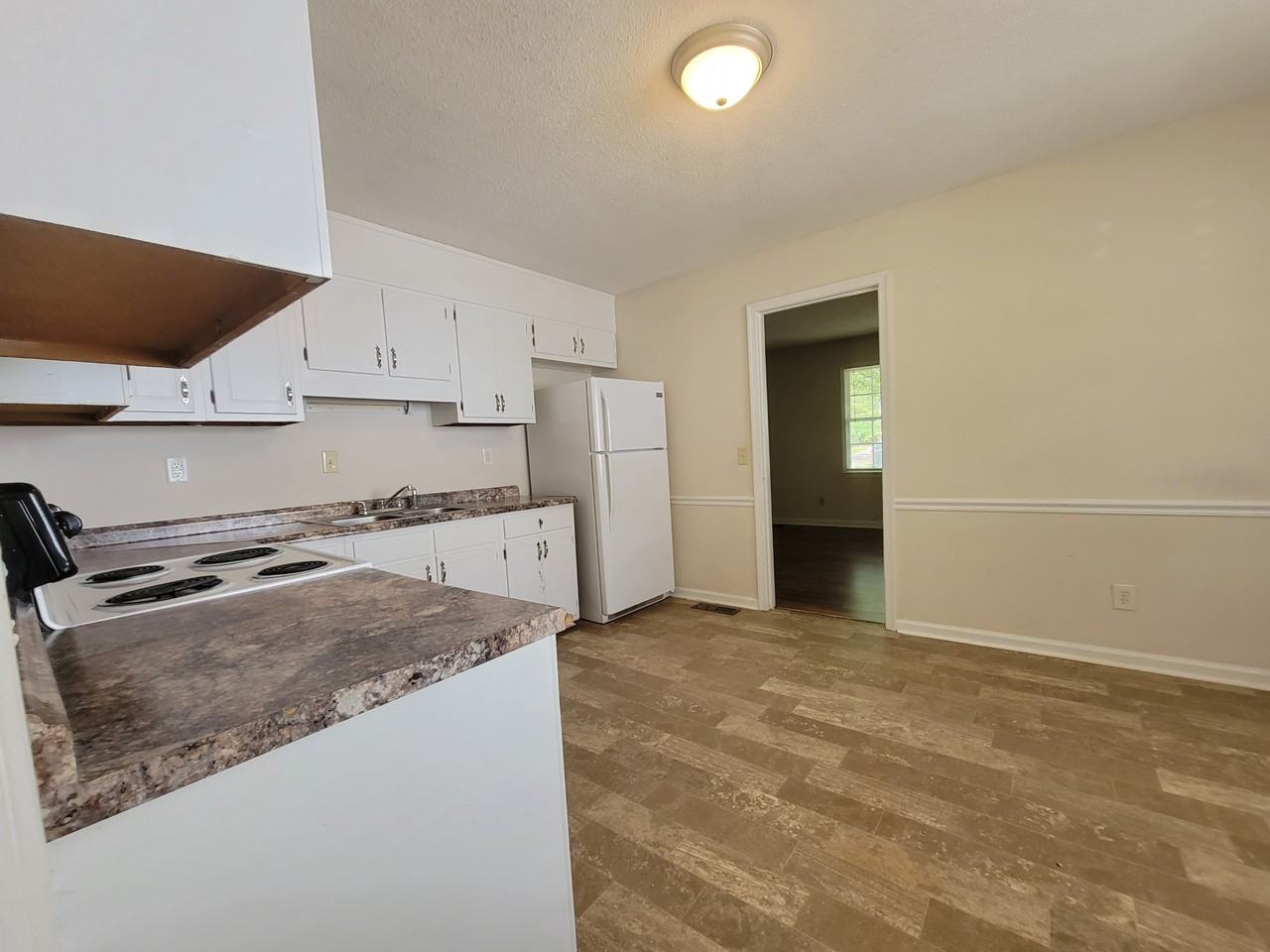 809 Plentywood Ct - Photo 5 of 13