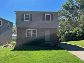 4710 Oakland St - Photo 1 of 1