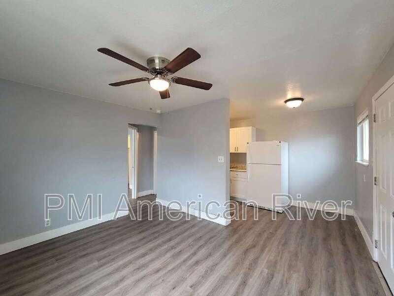 3729 Balsam St #6 - Photo 2 of 9