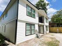 711 S Houston Ave - Photo 1 of 1