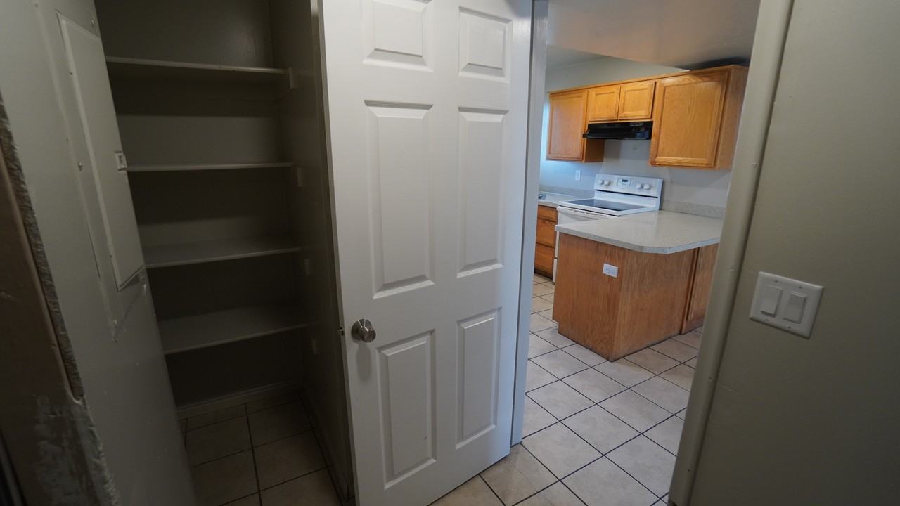 1045 Sw #34 - Photo 7 of 20