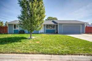 featured image of 98 N Venice St