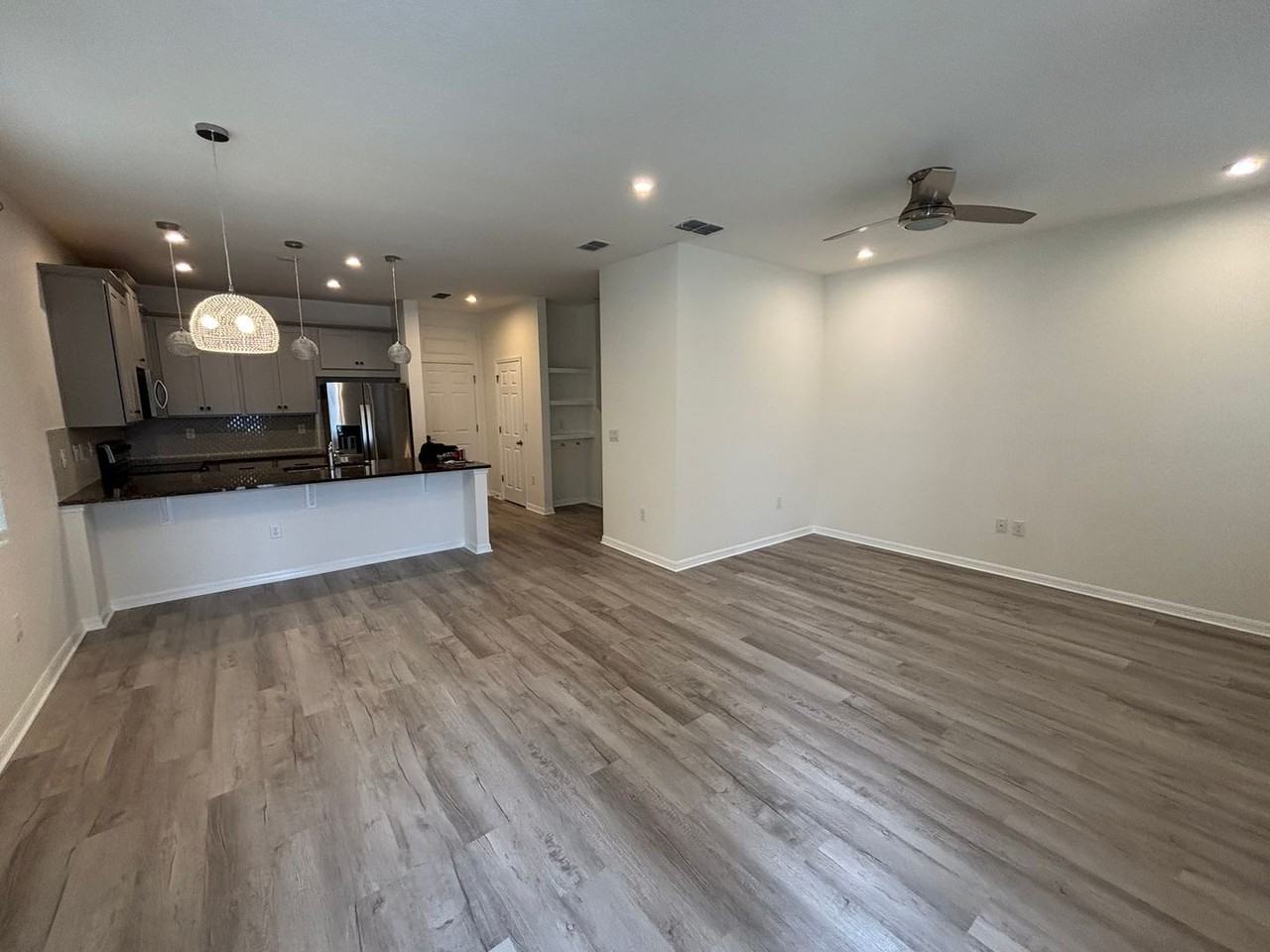 2292 Centerra Loop - Photo 4 of 16