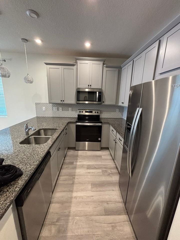 2292 Centerra Loop - Photo 6 of 16