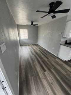 738 N G St - Photo 4 of 19