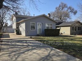 featured image of 307 N Rosedale Ct