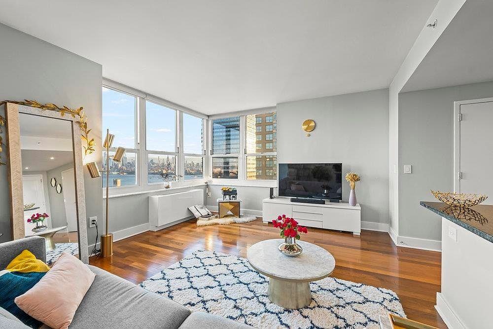 88 Morgan St #3702 - Photo 5 of 42