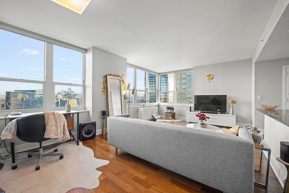 88 Morgan St #3702 - Photo 7 of 42