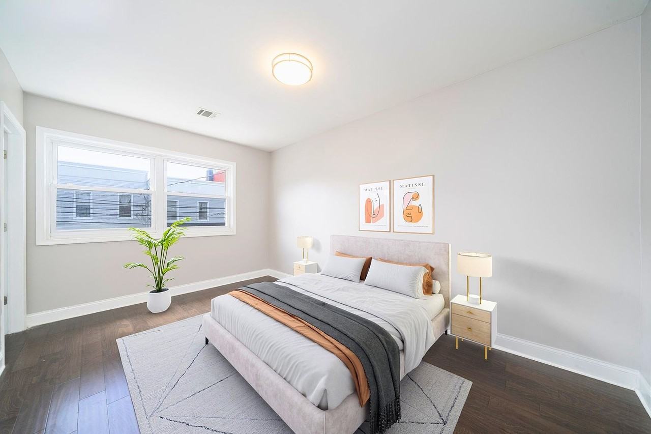 1025 Congress St #2 - Photo 5 of 14