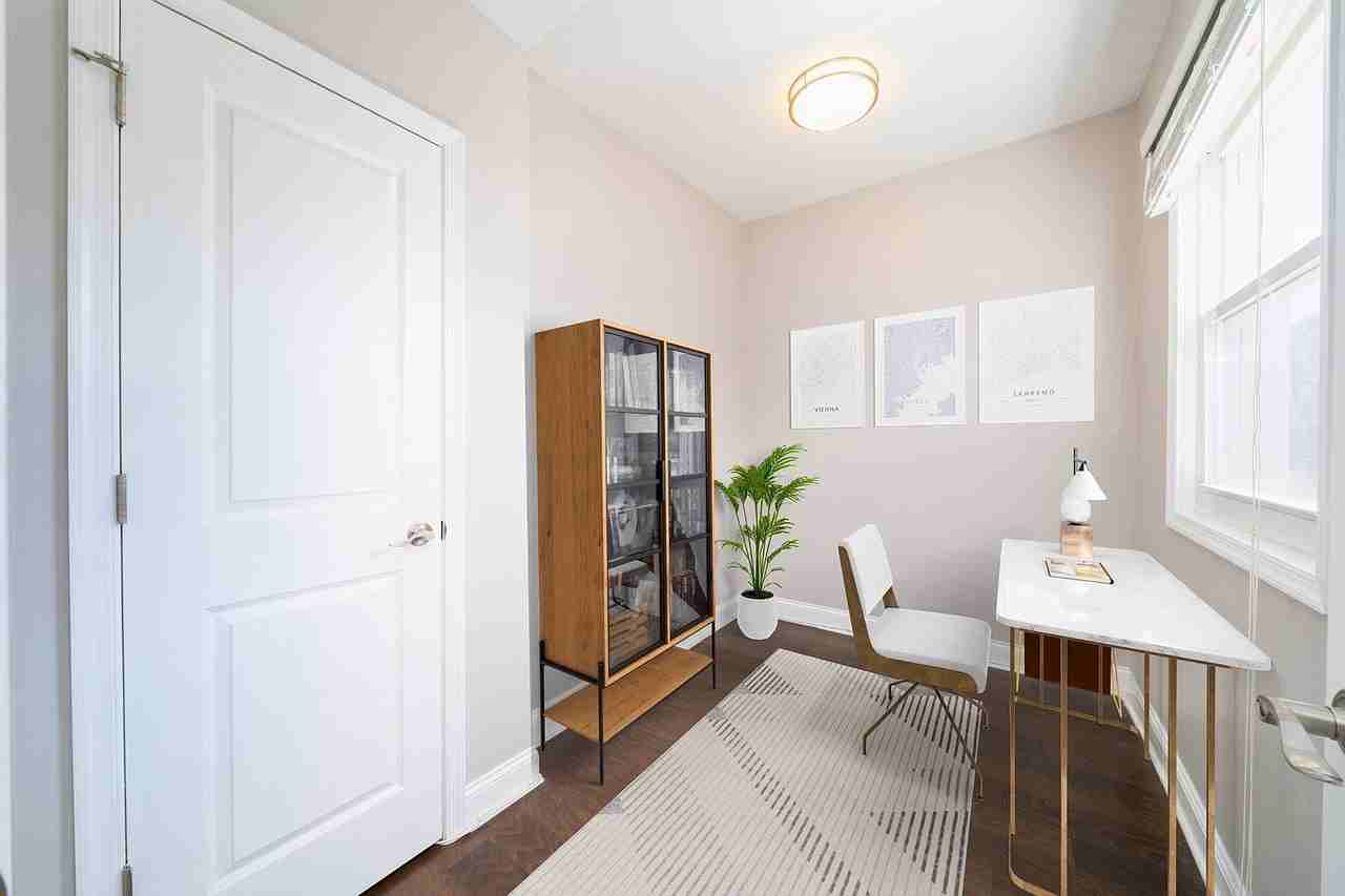 1025 Congress St #2 - Photo 6 of 14