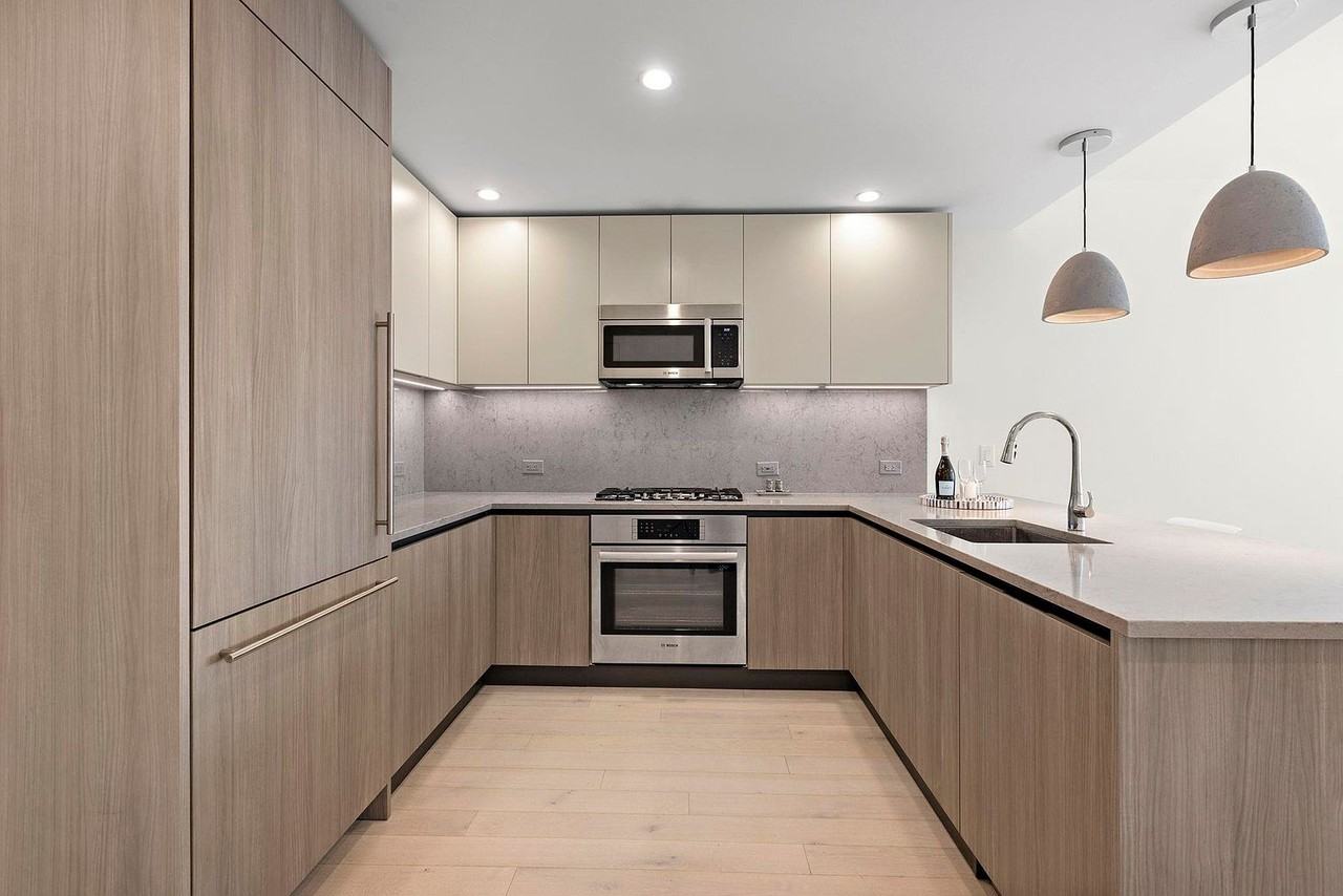 151 Bay St #2105 - Photo 4 of 24