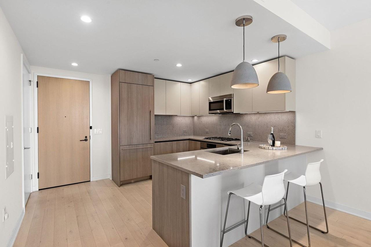 151 Bay St #2105 - Photo 5 of 24