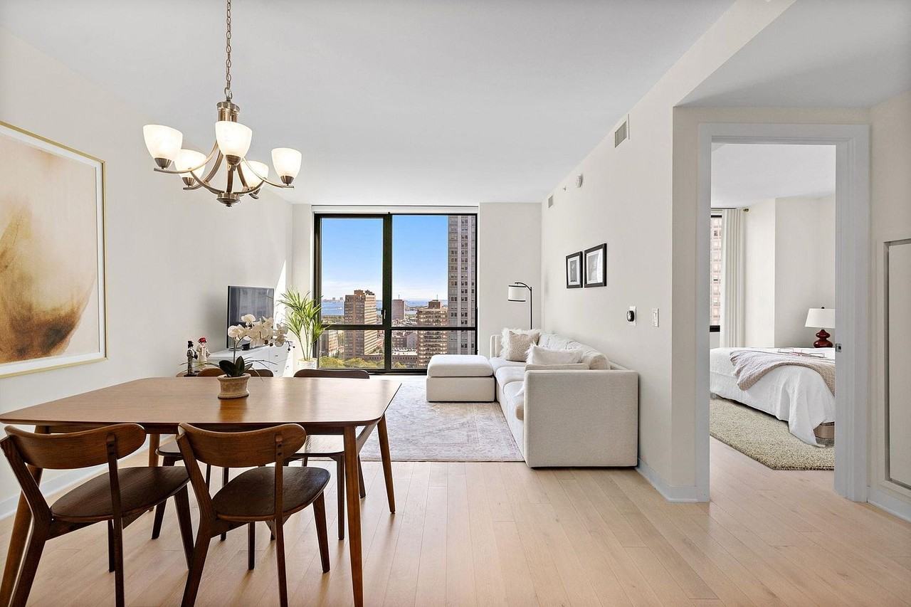 151 Bay St #2105 - Photo 7 of 24