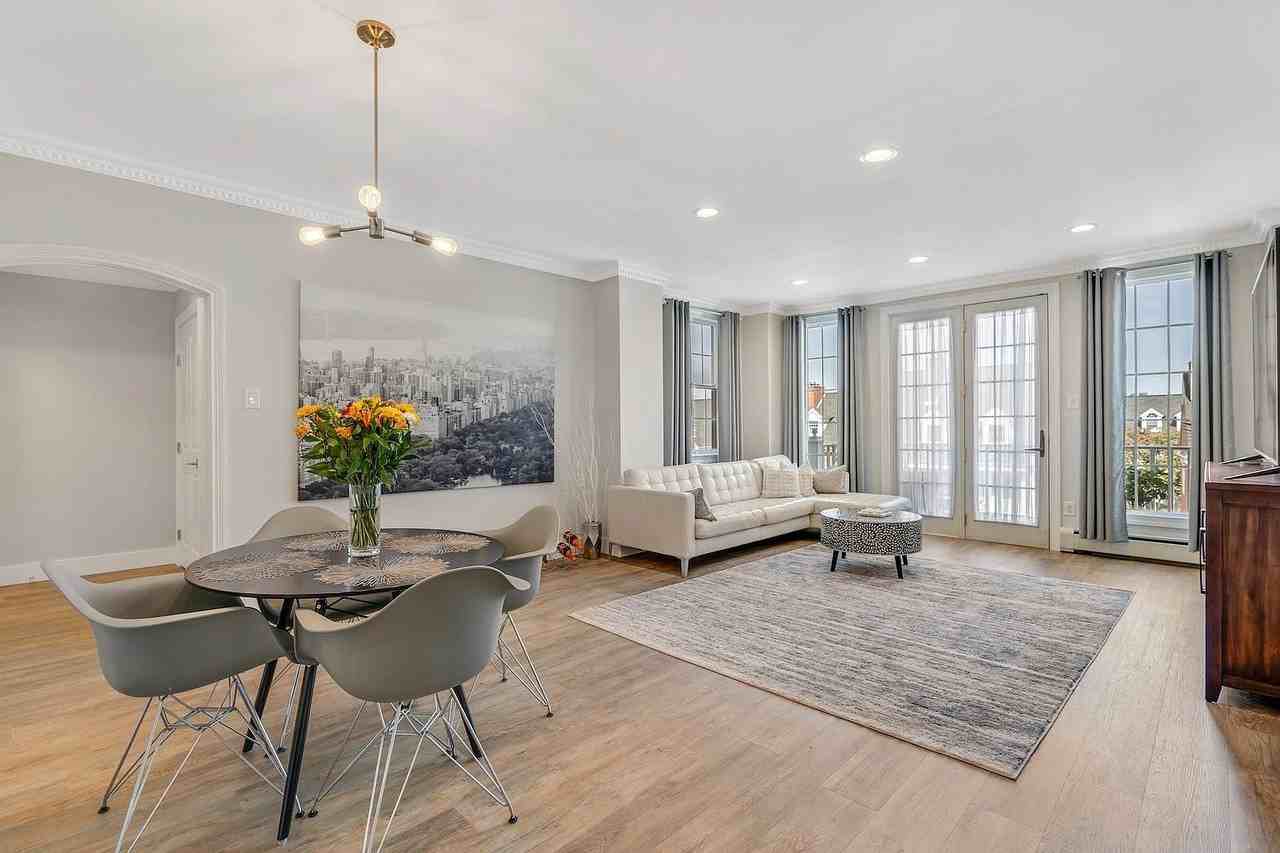 201 Shearwater Ct W #32 - Photo 4 of 22