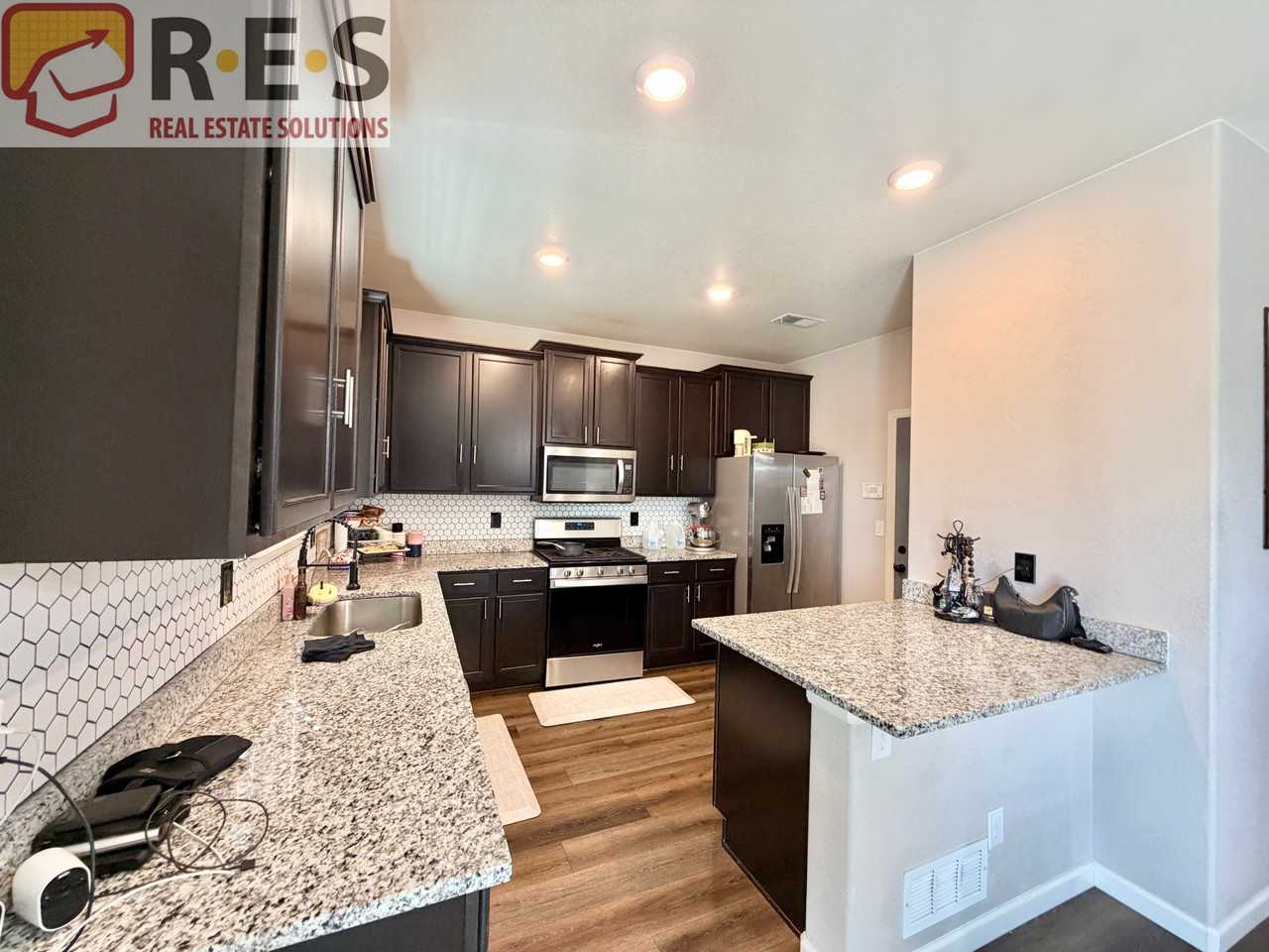 8940 Uravan St - Photo 2 of 17