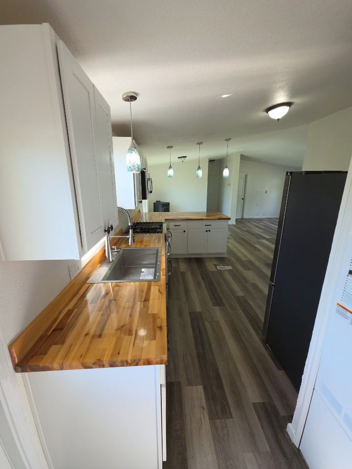 6099 Roland Dr. - Photo 6 of 29