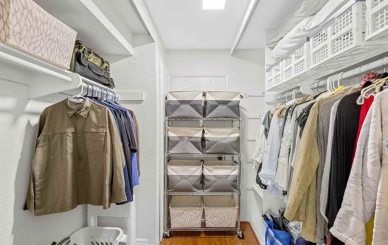 17607 Pomerado Rd - Photo 5 of 11