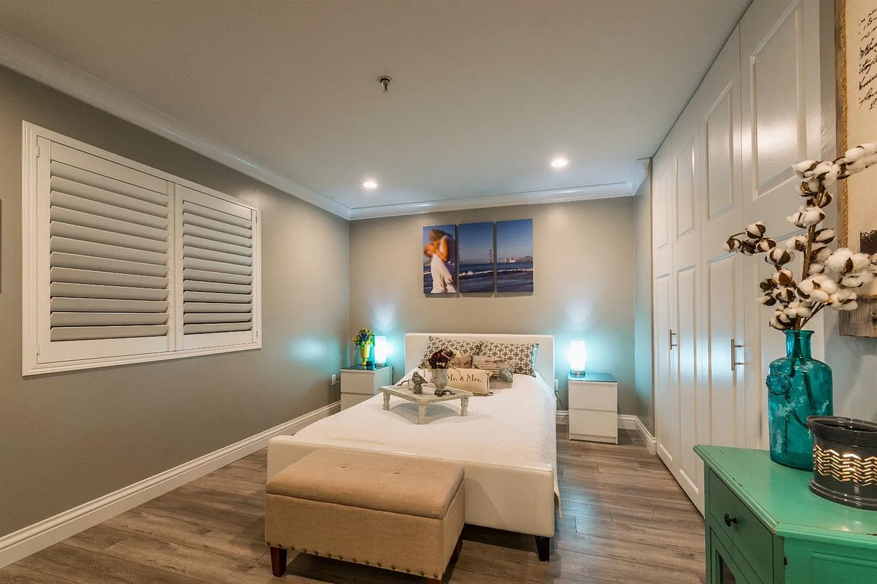 8020 Walerga Rd - Photo 4 of 12