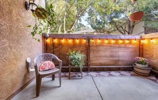 featured image of 636 Arcadia Dr