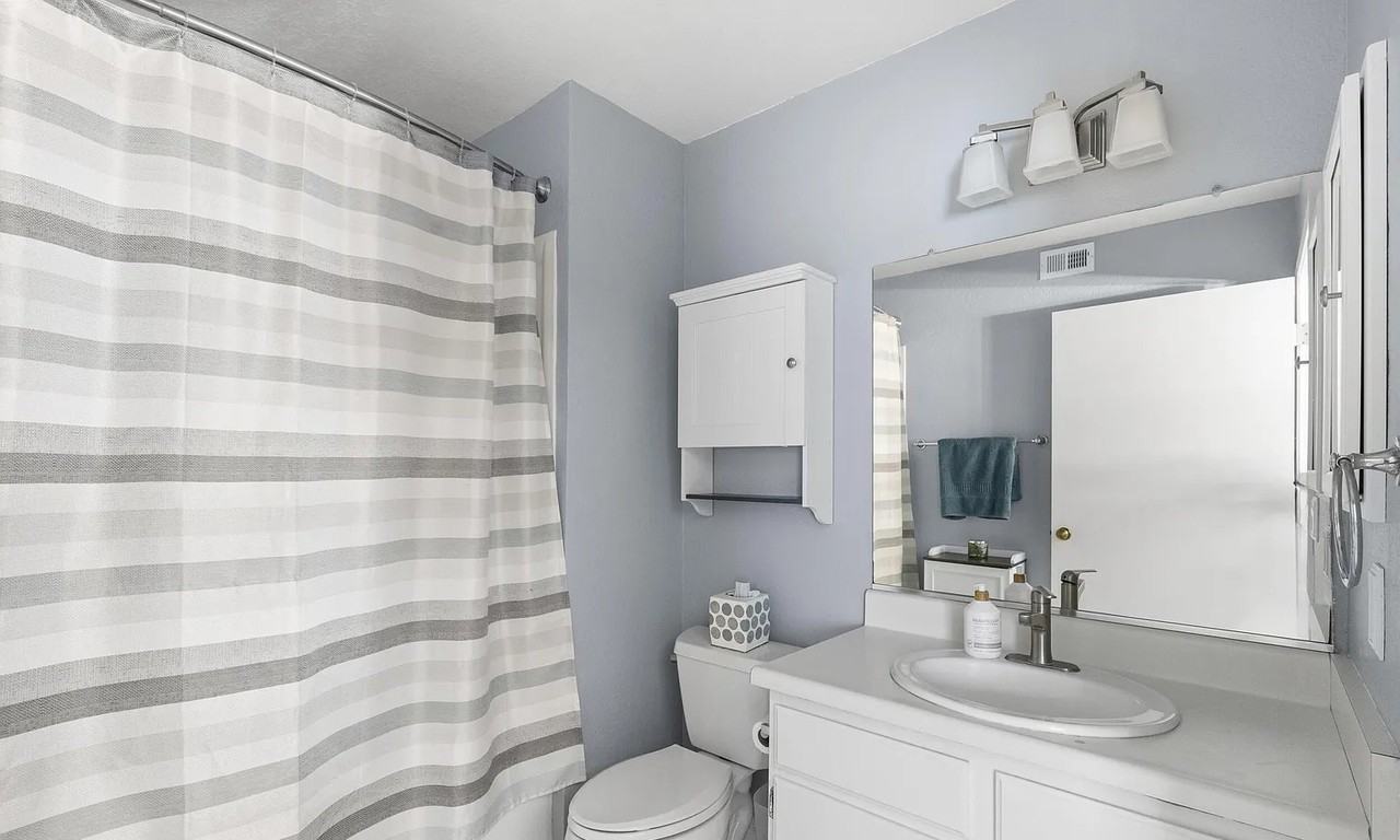 321 Inger Dr - Photo 4 of 11