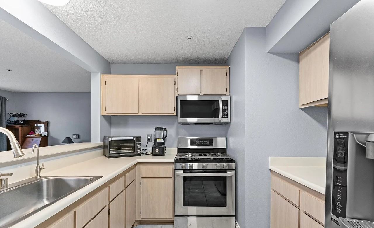 321 Inger Dr - Photo 5 of 11