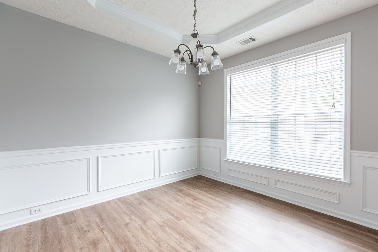 3290 Cooper Woods Dr - Photo 2 of 23