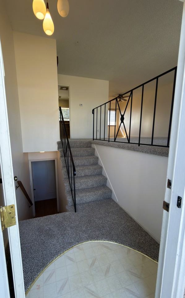 582 Carina Dr - Photo 2 of 27