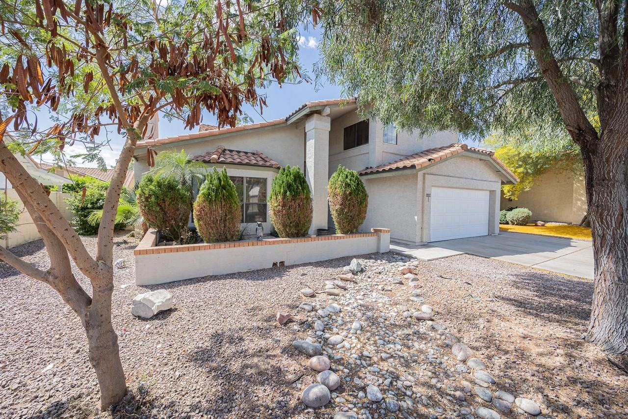 11121 W Sunflower Pl - Photo 3 of 38