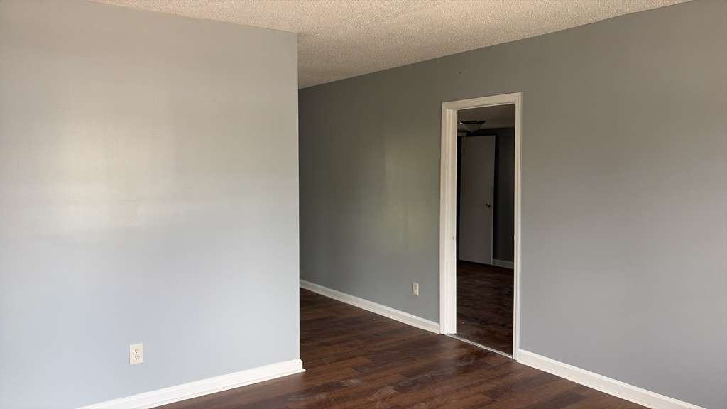 439 Marlowe Ave - Photo 5 of 15