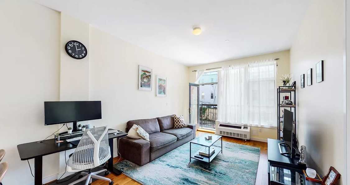 226 15th St #2C - Photo 5 of 11