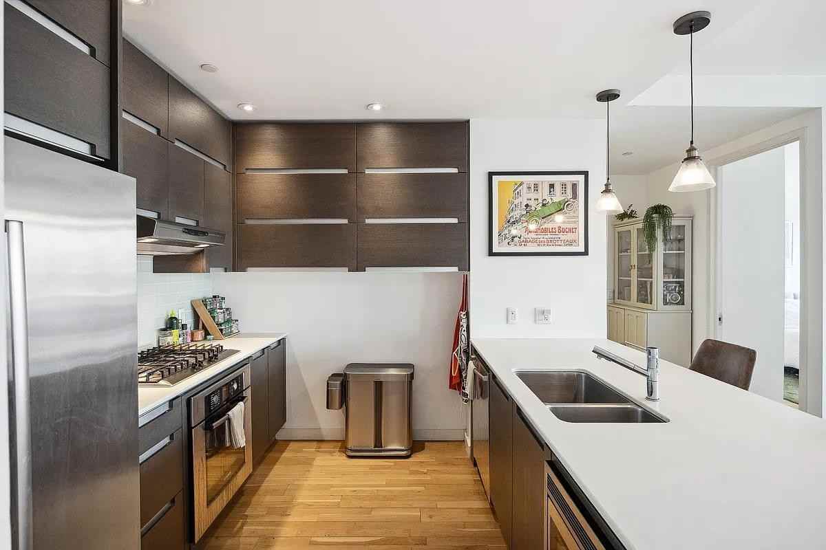 541 Washington Ave #507 - Photo 4 of 8