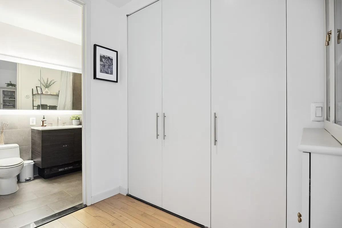 541 Washington Ave #507 - Photo 5 of 8