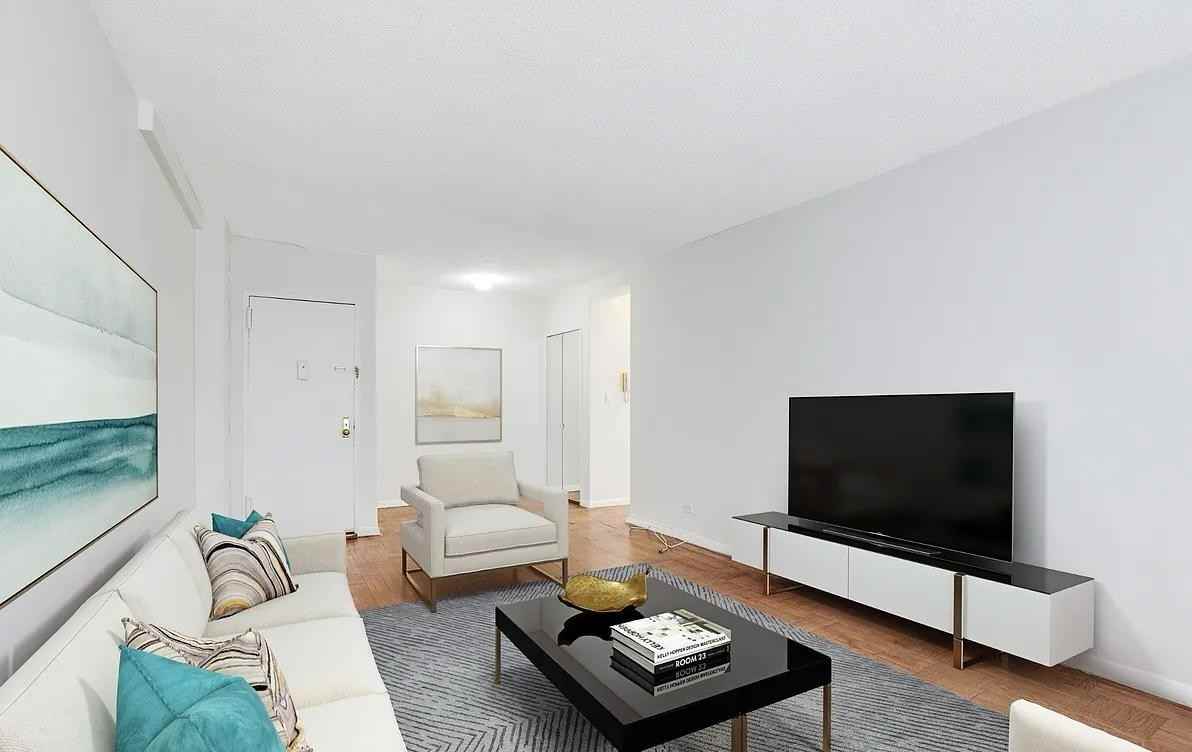 184 Frost St #2A - Photo 5 of 15