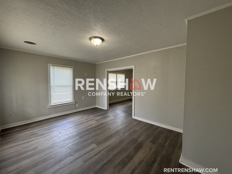 3076 Harvester Ln E - Photo 3 of 20