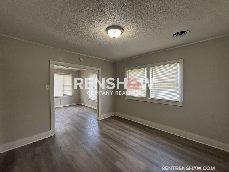 3076 Harvester Ln E - Photo 7 of 20