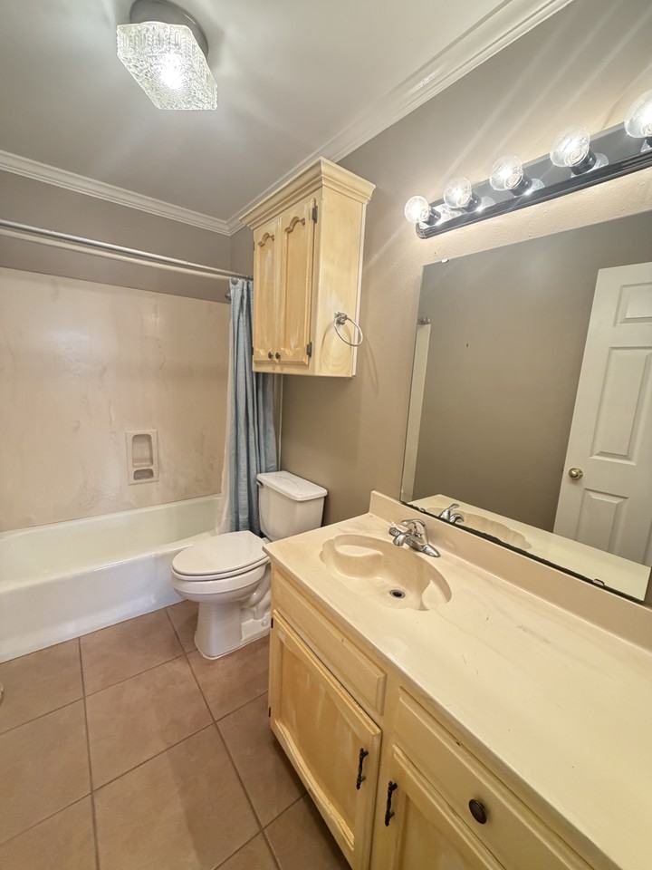 5140 W Hunters Chapel Ct - Photo 7 of 15