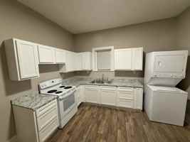 featured image of 741 E Trigg Ave