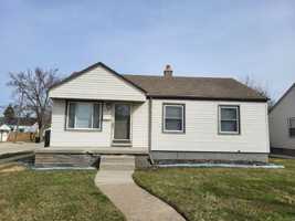 featured image of 832 Hudson St