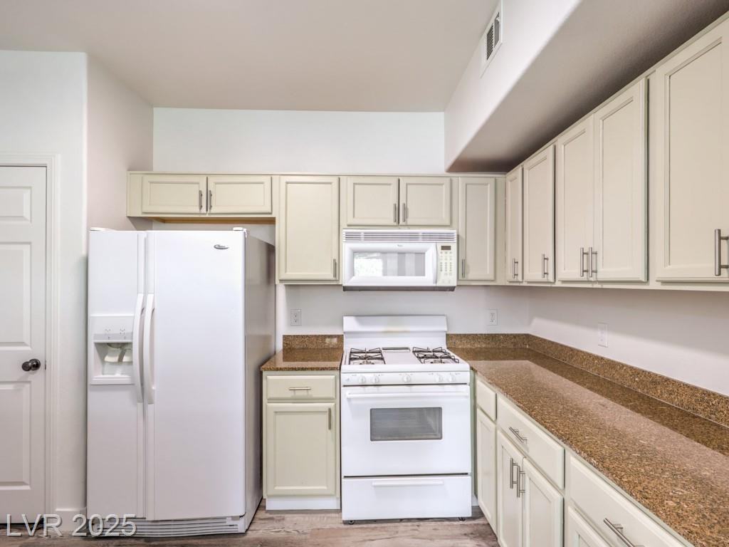 10001 Peace Way #2272 - Photo 2 of 24