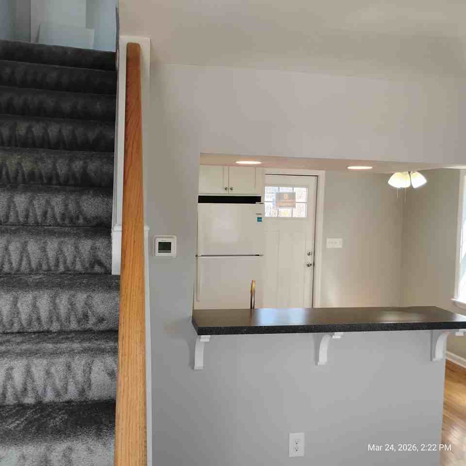 5343 Wasena Ave - Photo 2 of 19