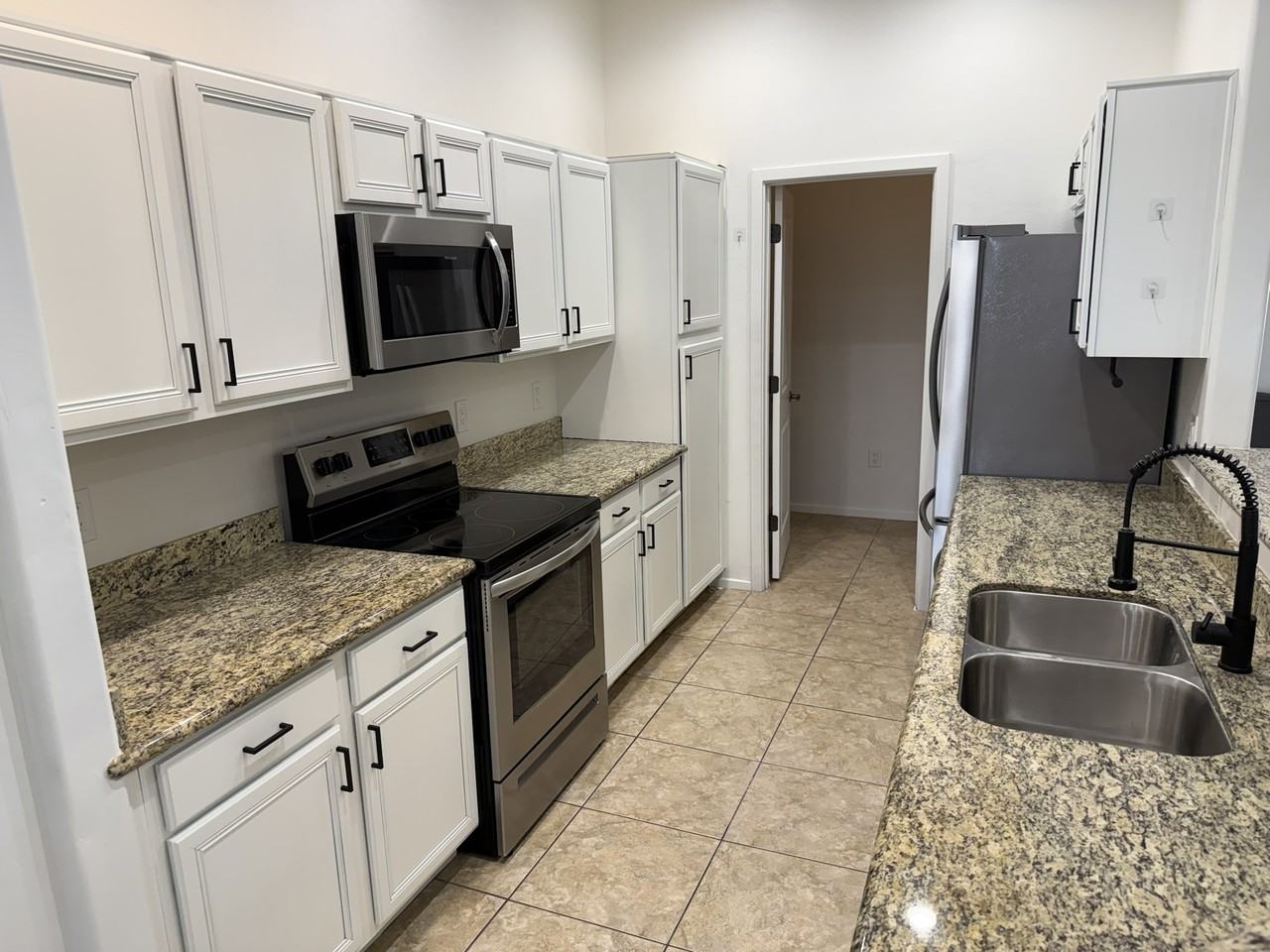 2028 E River Rd #203 - Photo 7 of 34