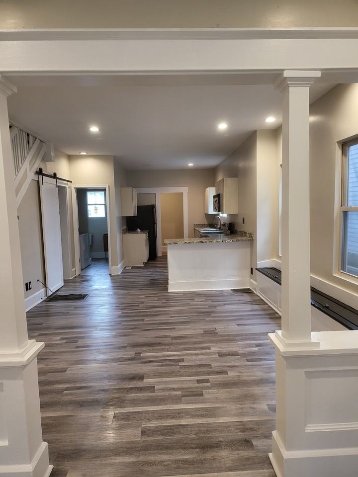 3128 Broadway St #NA - Photo 6 of 10