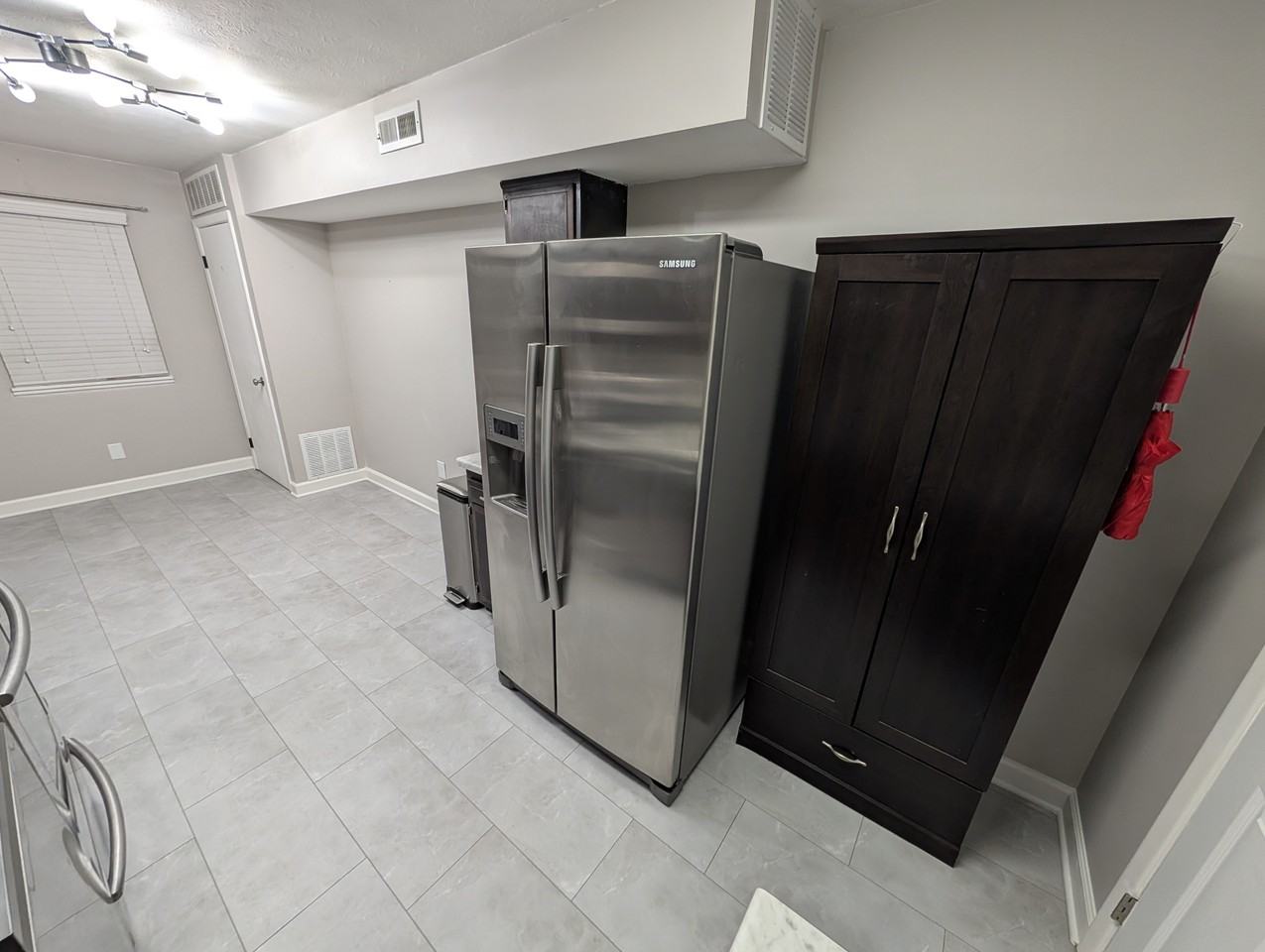 1206 Queens Ave #1206 - Photo 7 of 30