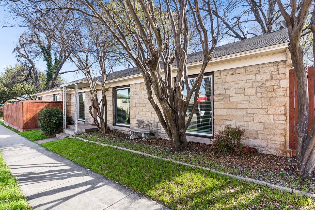 6950 Hillcrest Ave #NA - Photo 3 of 30