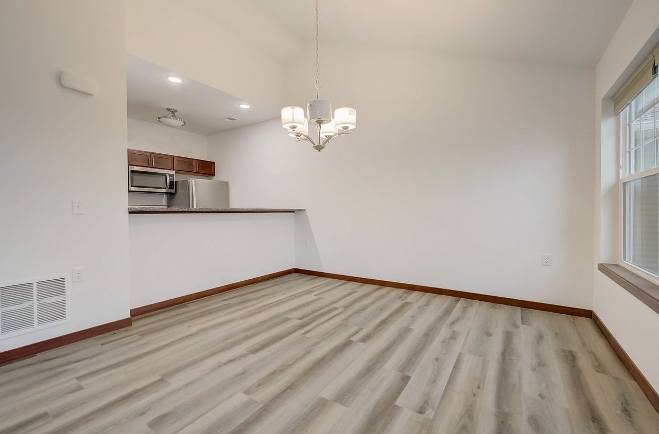 1921 Eastwood Way #1921 - Photo 7 of 32