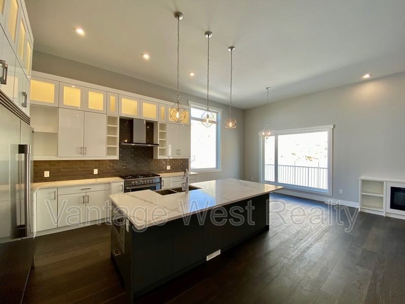 1291 Mine Hill Dr - Photo 5 of 50