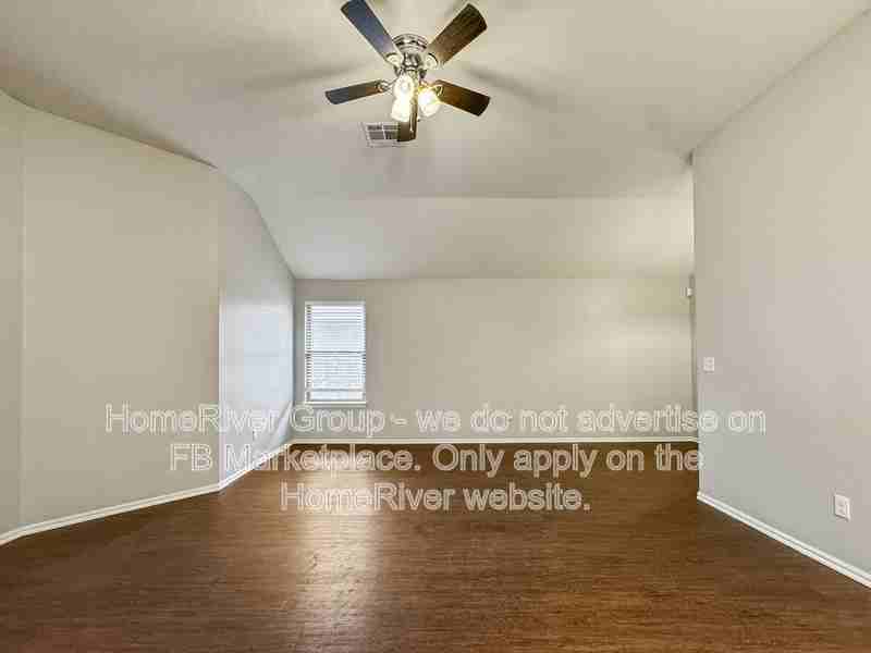 1729 Everglade Ct - Photo 7 of 28